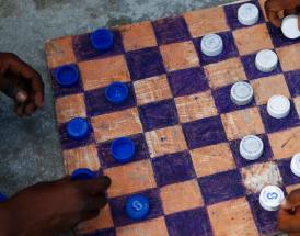 Como se juega a las damas 